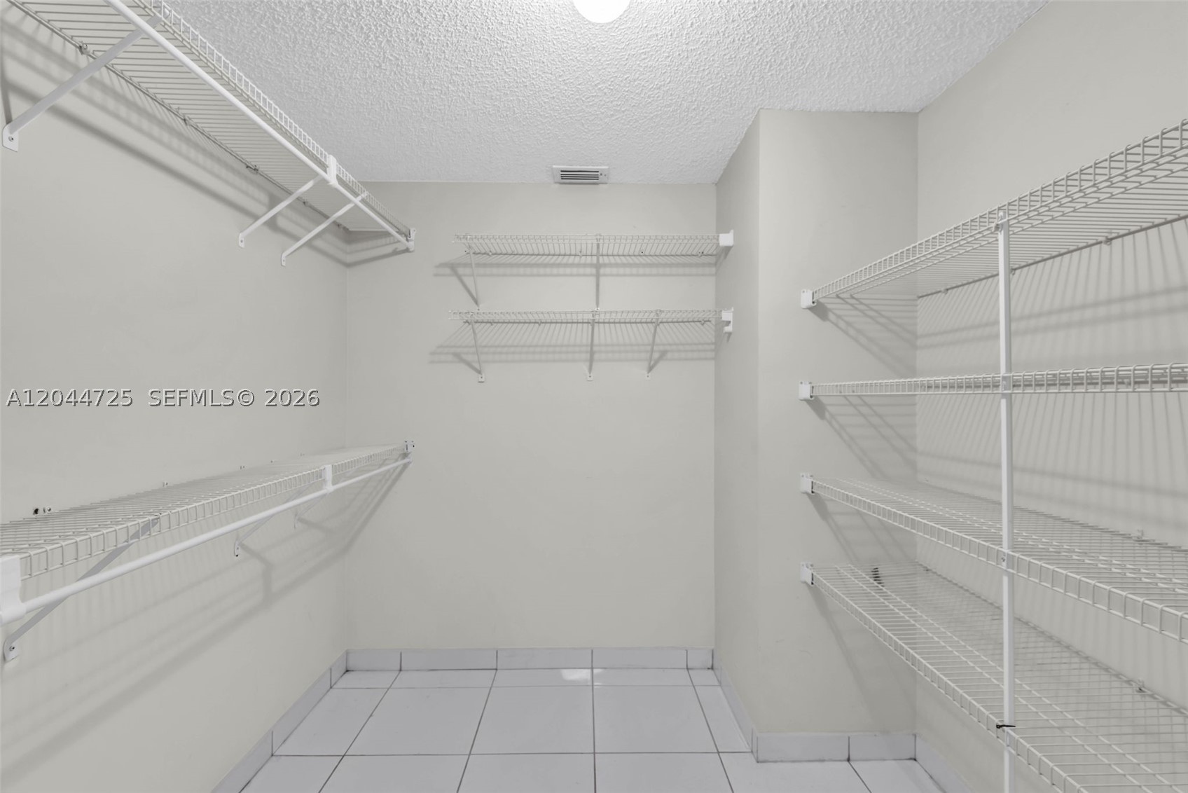 10018 Hammocks Blvd #101-5, Miami FL 33196