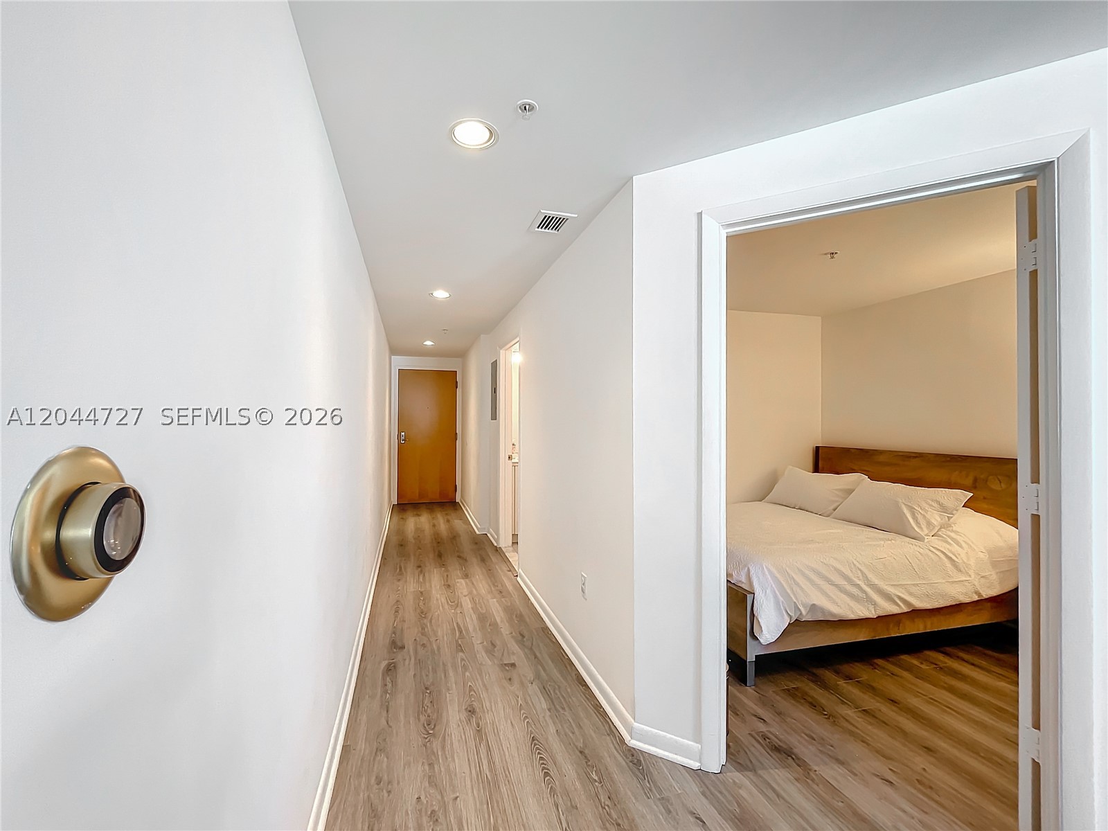 244 Biscayne Blvd #1108, Miami FL 33132