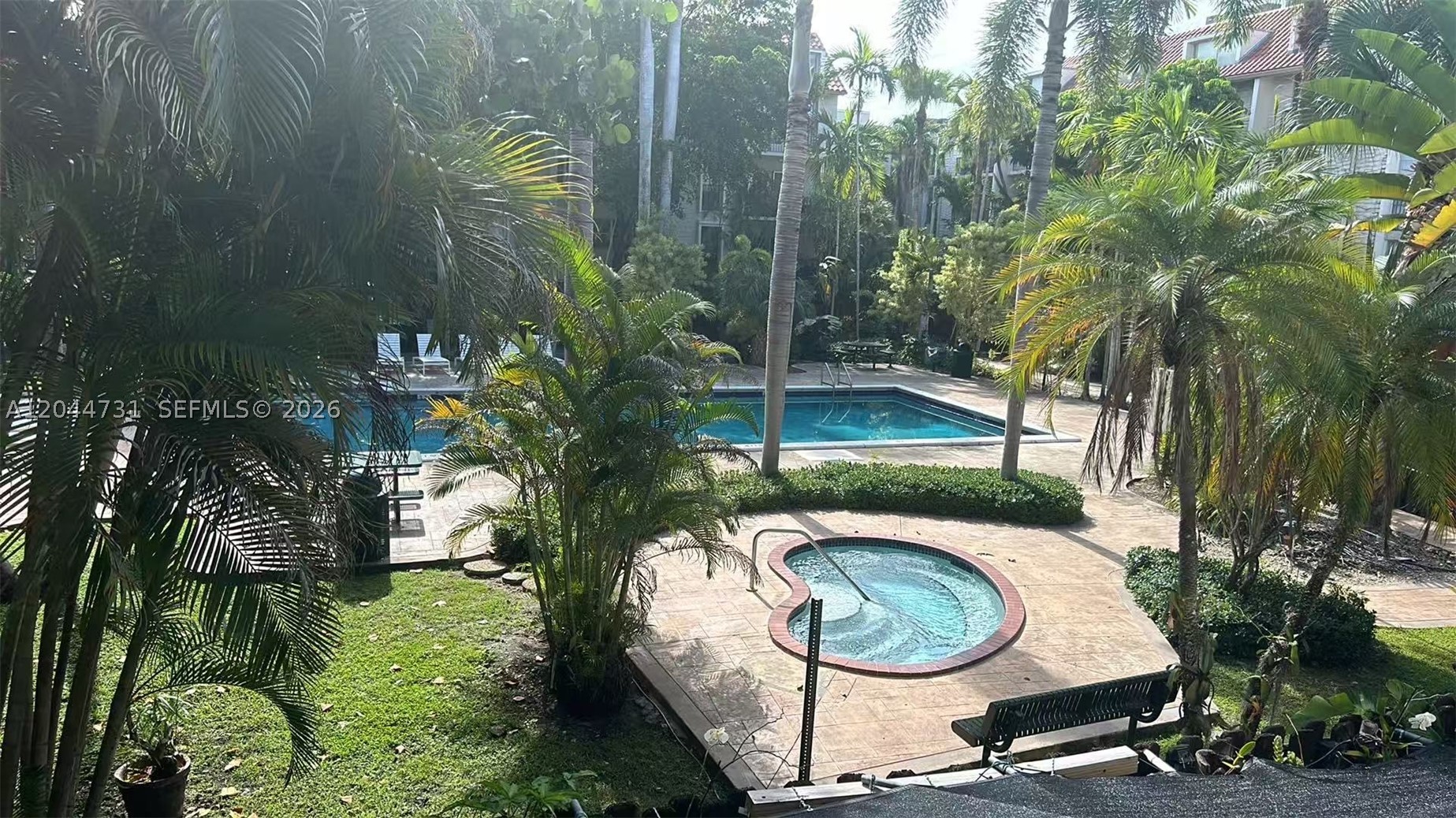 6900 N Kendall Dr #A205, Pinecrest FL 33156