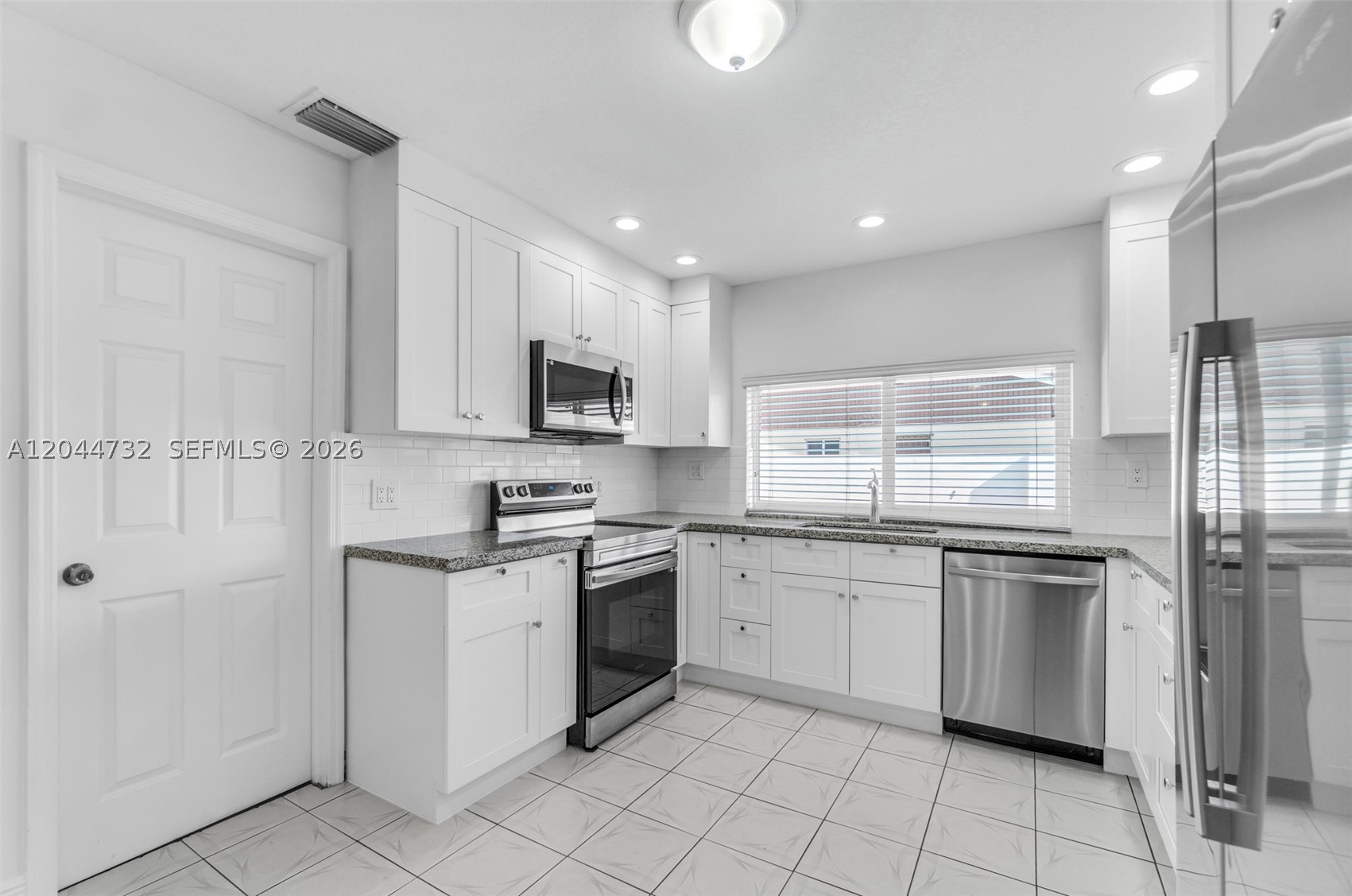 7125 SW 93rd Ct, Miami FL 33173