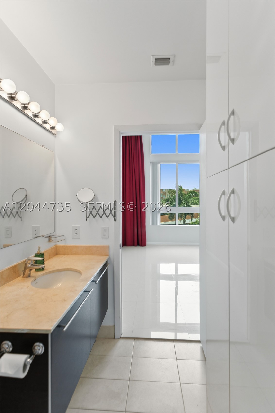 1900 N Bayshore Drive Dr #715, Miami FL 33132