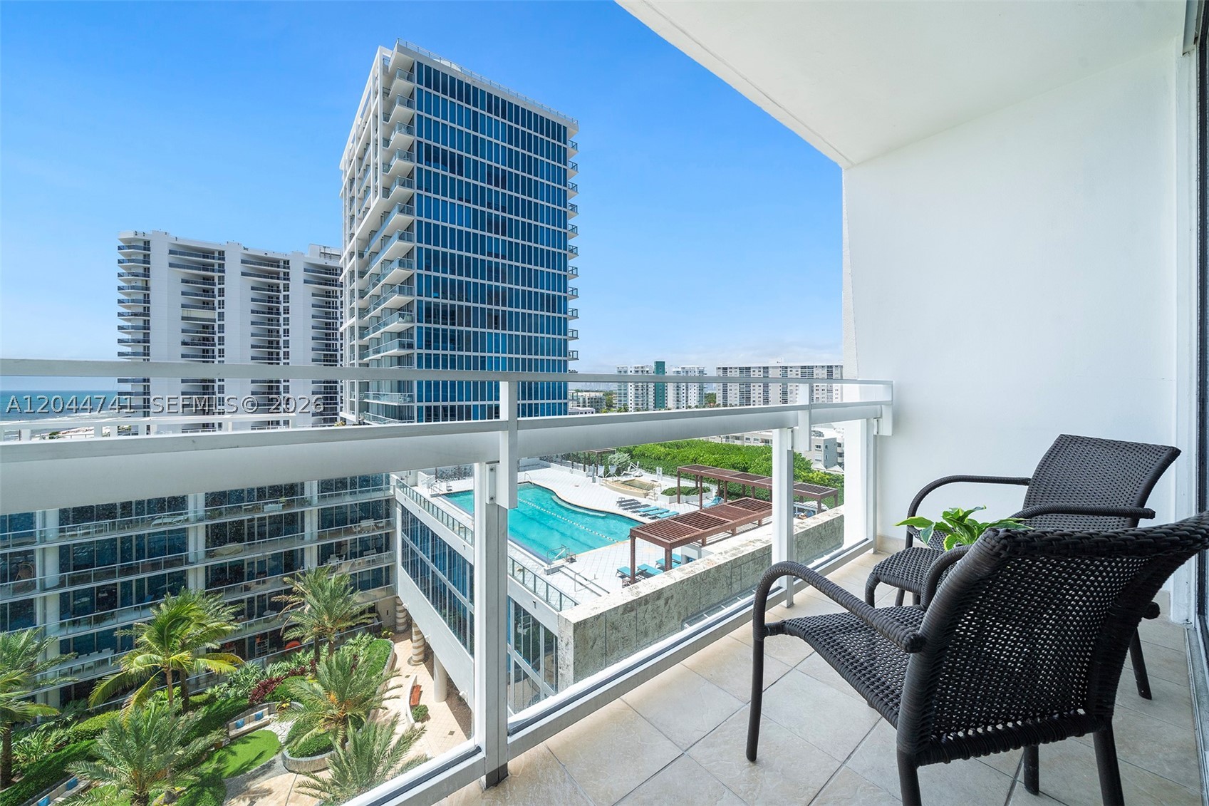 Miami Beach FL 33141 - A12044741
