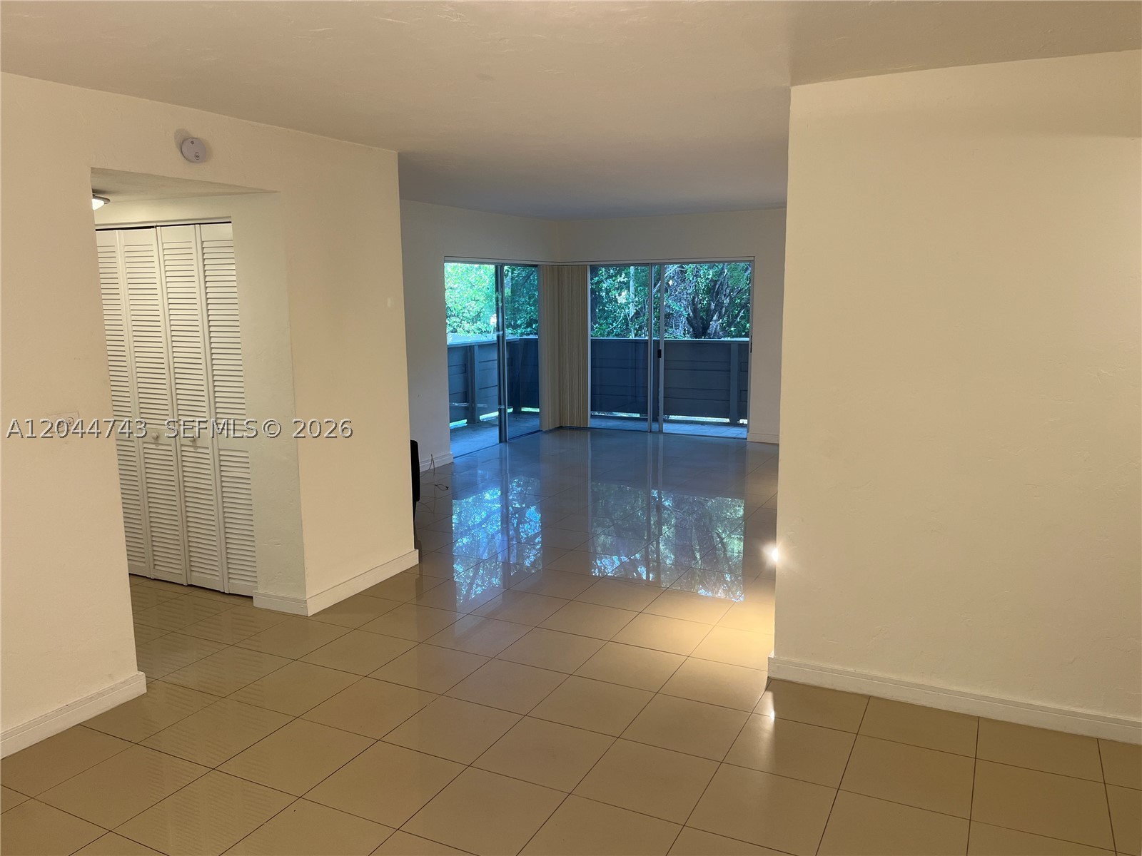 1205 Mariposa Ave #212, Coral Gables FL 33146