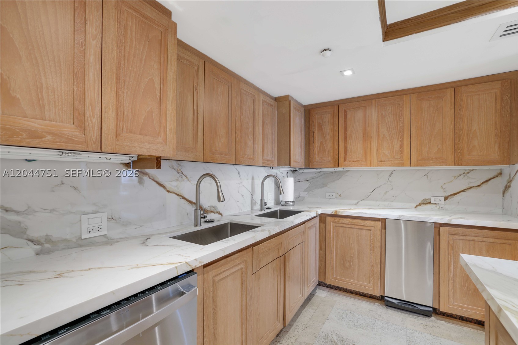 5025 Collins Ave #1103-1104-1105, Miami Beach FL 33140