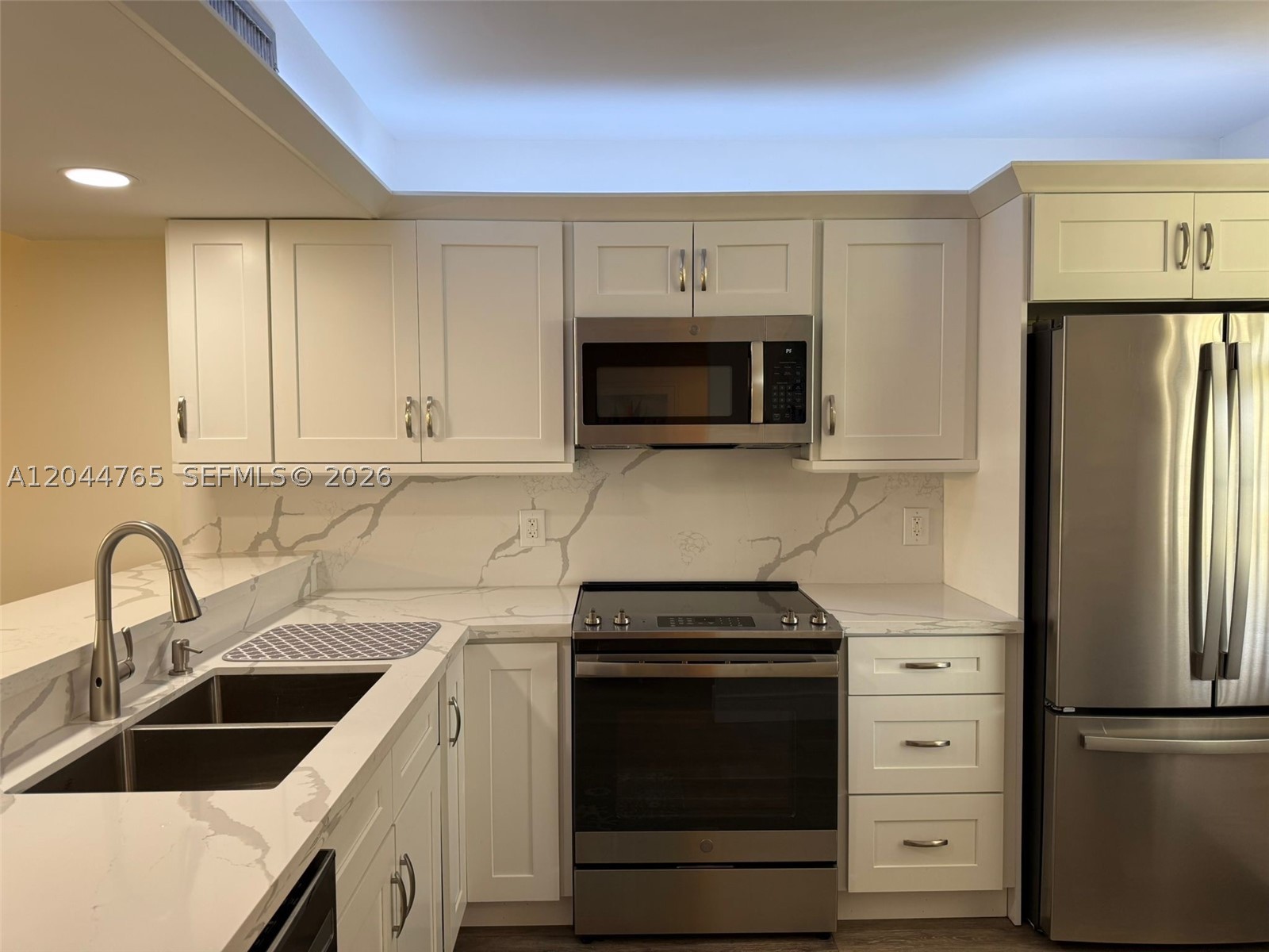 1705 Whitehall Dr #403, Davie FL 33324