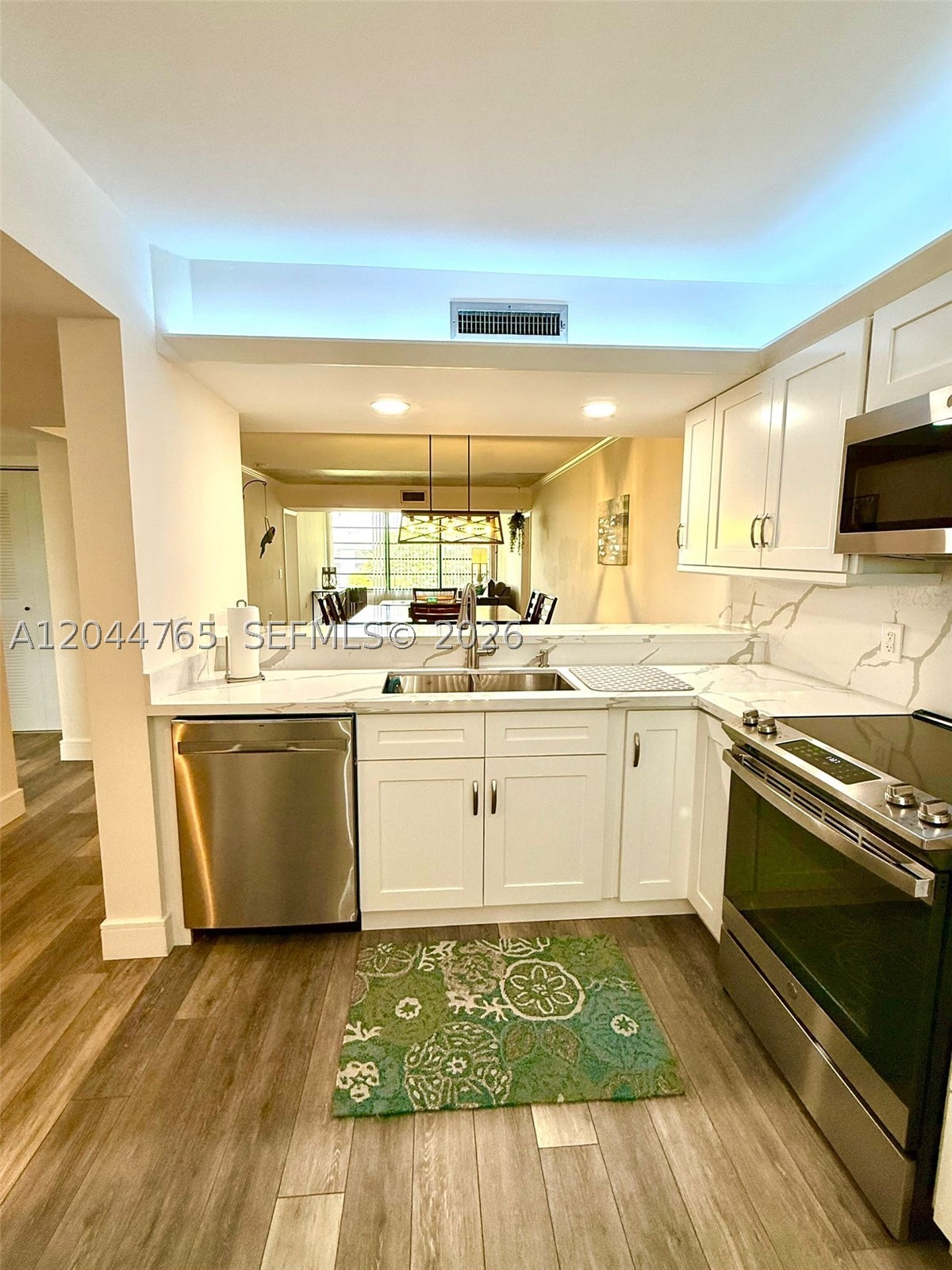 1705 Whitehall Dr #403, Davie FL 33324