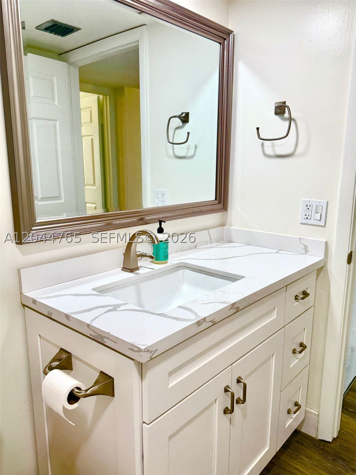 1705 Whitehall Dr #403, Davie FL 33324