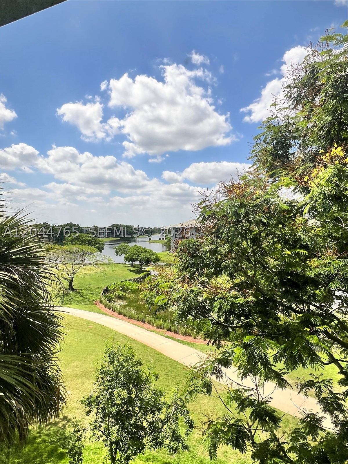 1705 Whitehall Dr #403, Davie FL 33324