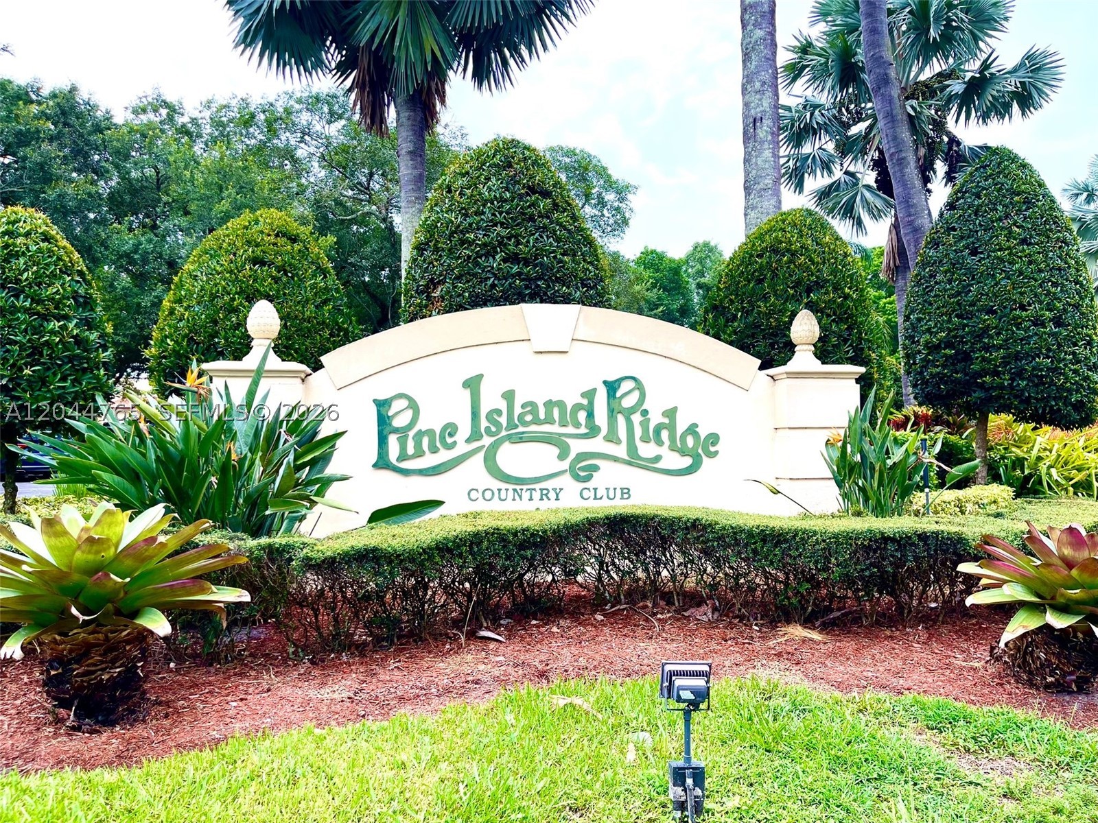 1705 Whitehall Dr #403, Davie FL 33324