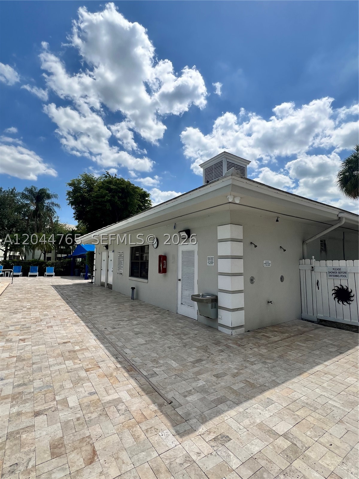 1705 Whitehall Dr #403, Davie FL 33324