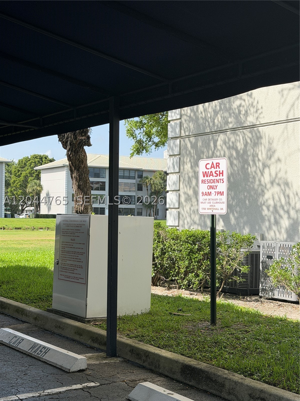 1705 Whitehall Dr #403, Davie FL 33324