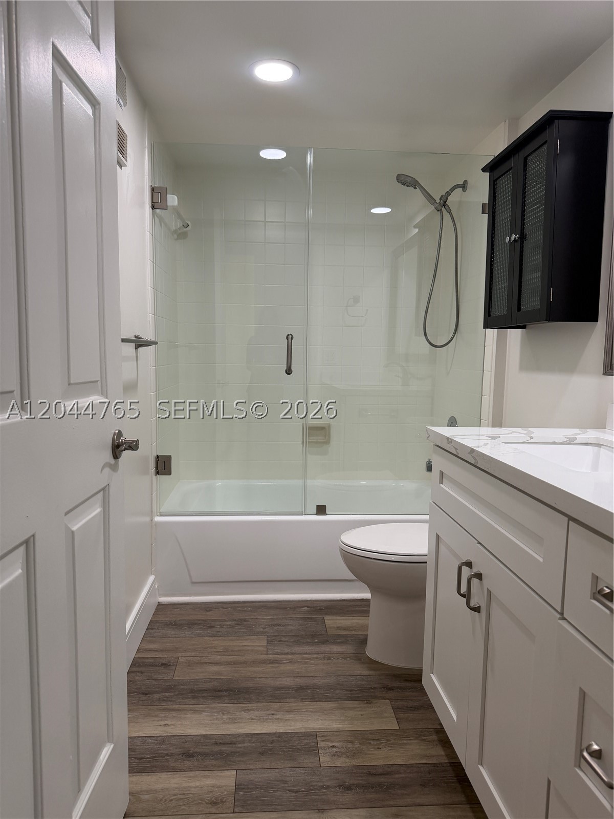 1705 Whitehall Dr #403, Davie FL 33324