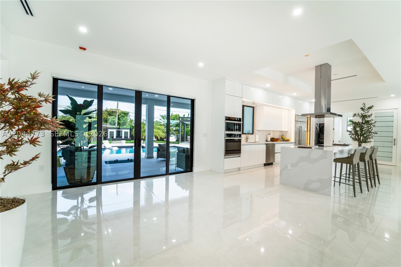9630 SW 10th Ter, Miami FL 33174