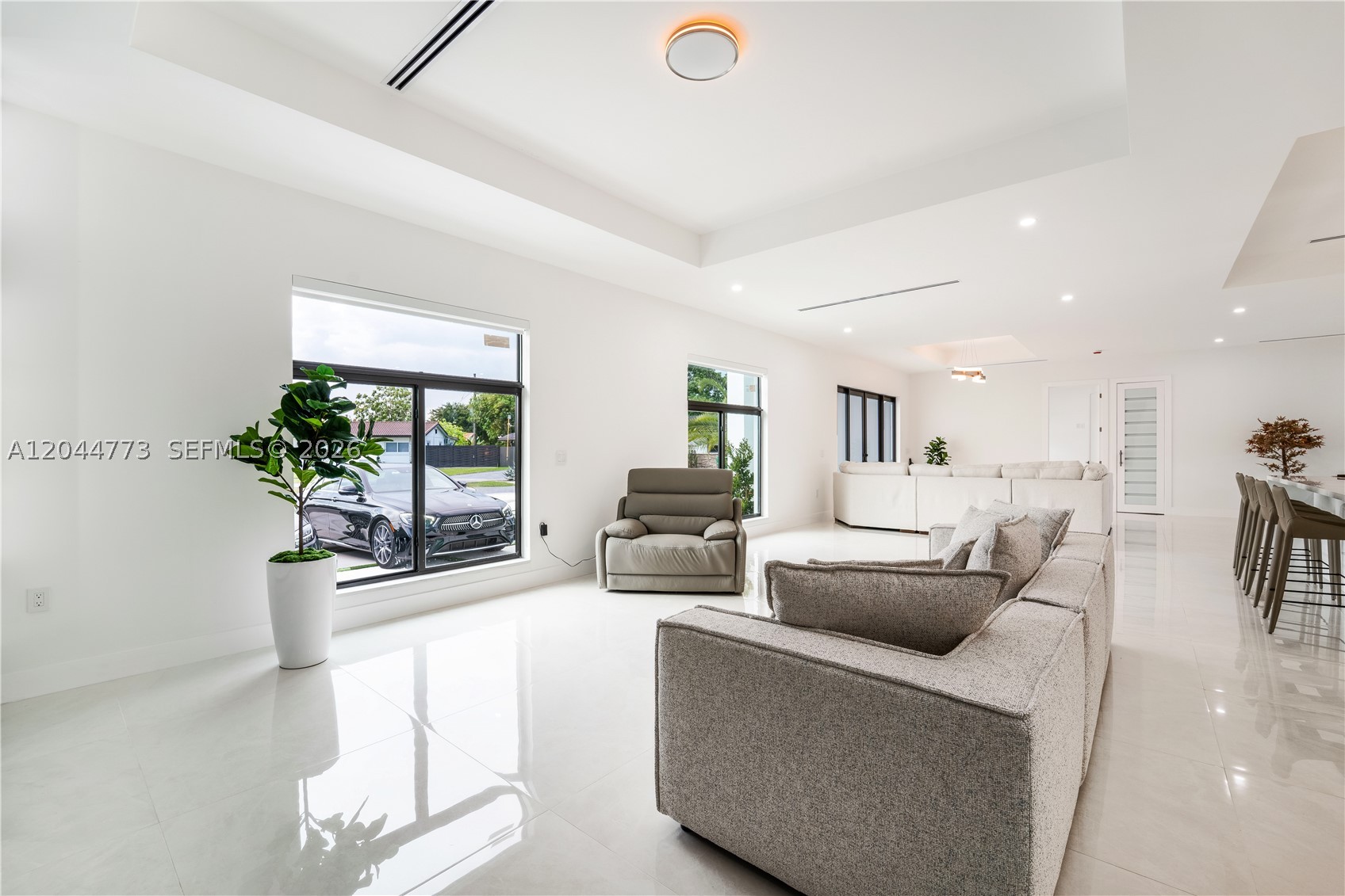9630 SW 10th Ter, Miami FL 33174