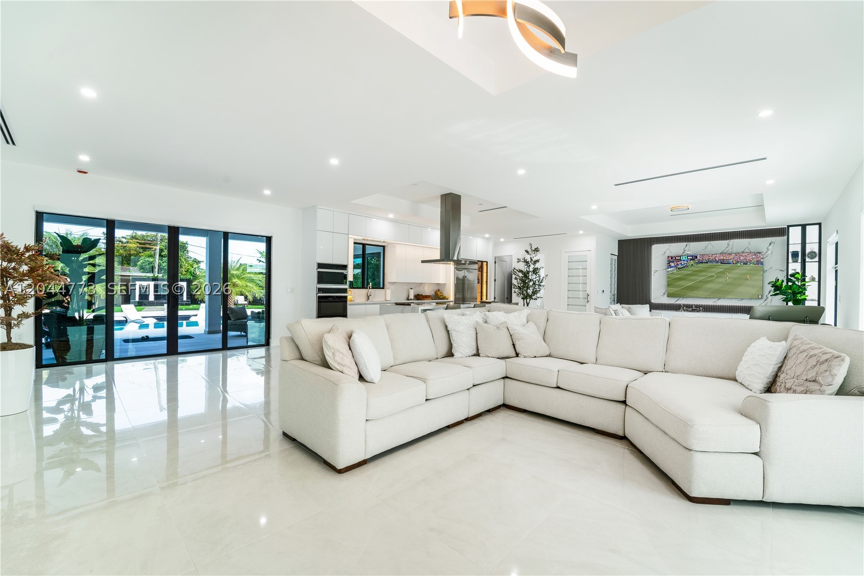9630 SW 10th Ter, Miami FL 33174