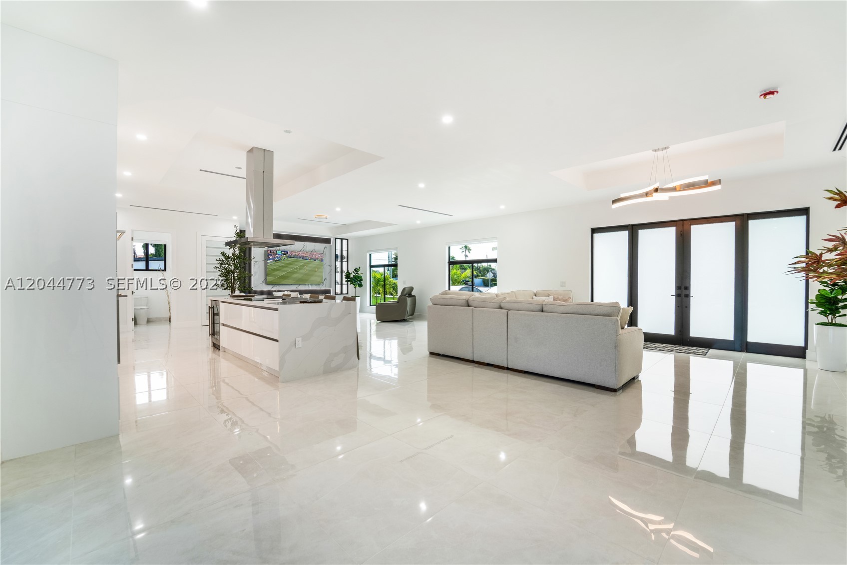9630 SW 10th Ter, Miami FL 33174