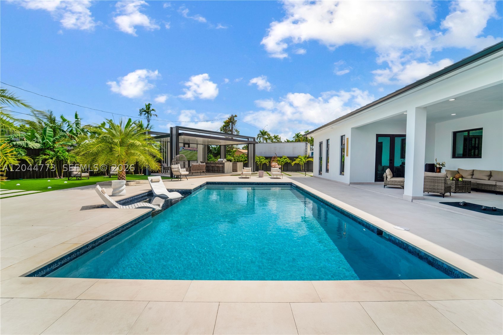 9630 SW 10th Ter, Miami FL 33174