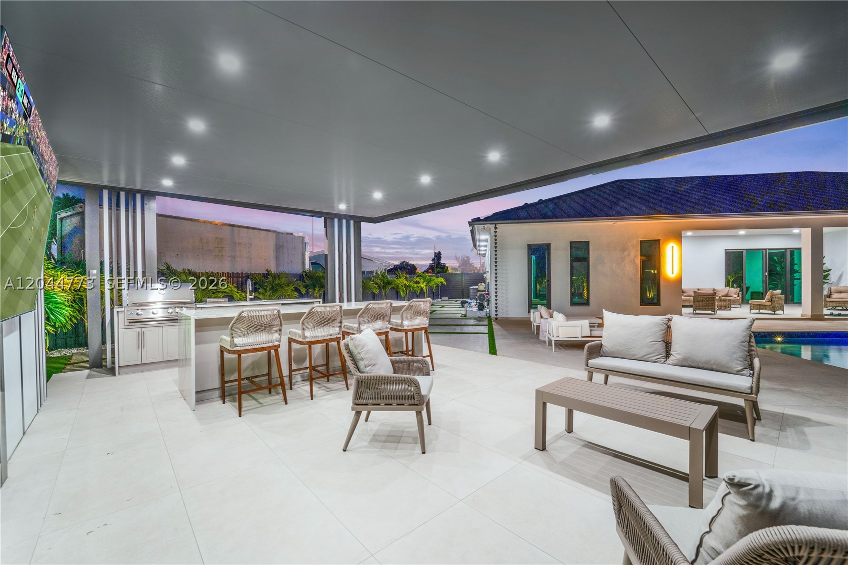 9630 SW 10th Ter, Miami FL 33174