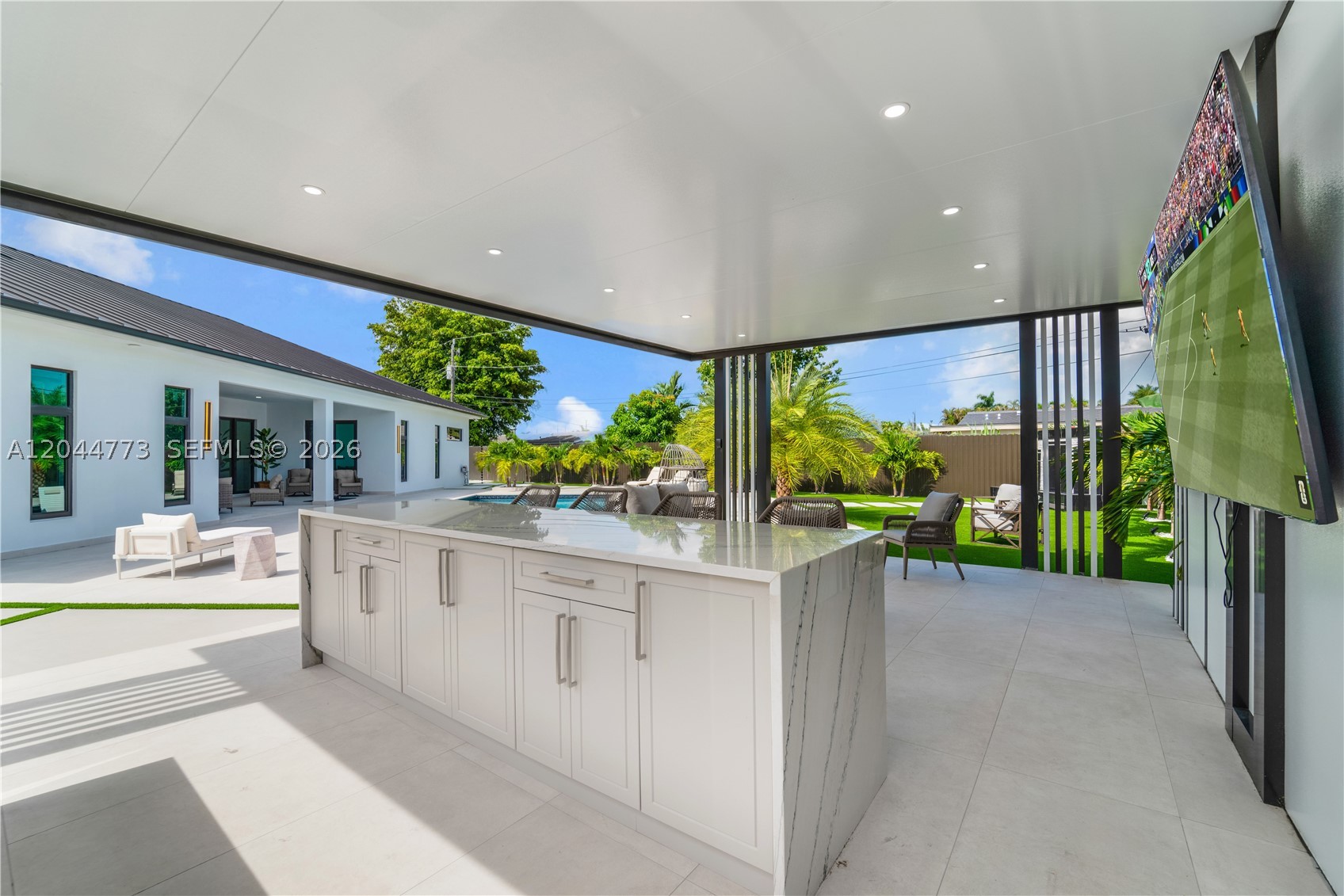 9630 SW 10th Ter, Miami FL 33174