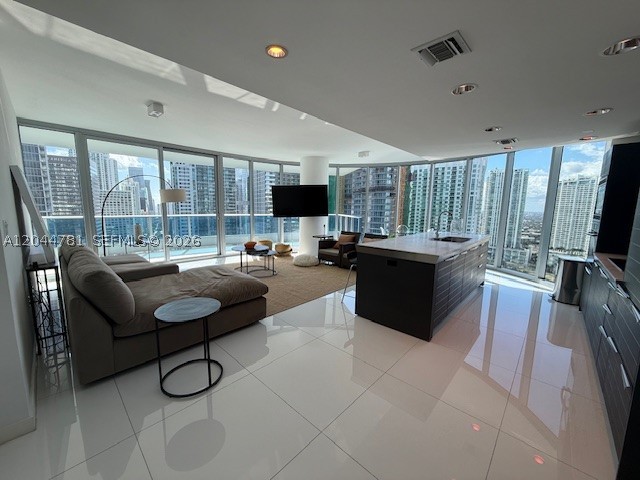 200 Biscayne Boulevard Way #3102, Miami FL 33131
