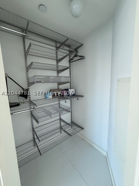 200 Biscayne Boulevard Way #3102, Miami FL 33131