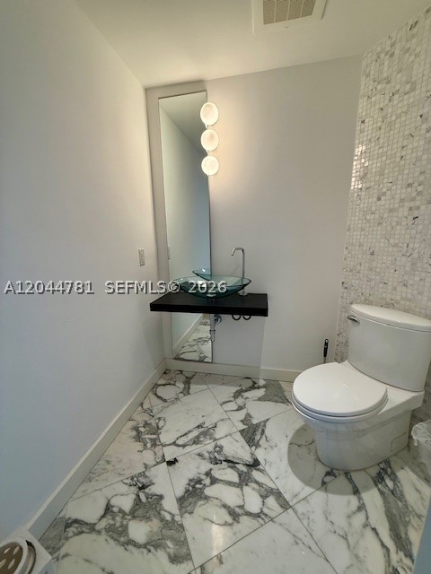 200 Biscayne Boulevard Way #3102, Miami FL 33131