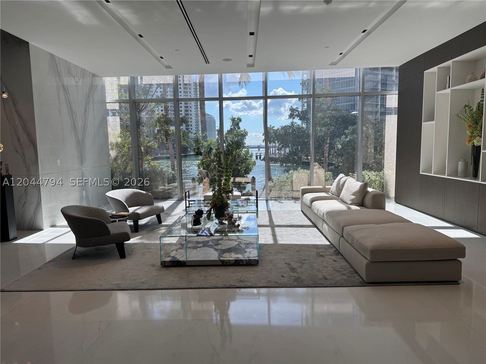 300 Biscayne Blvd Way #3805W, Miami FL 33131