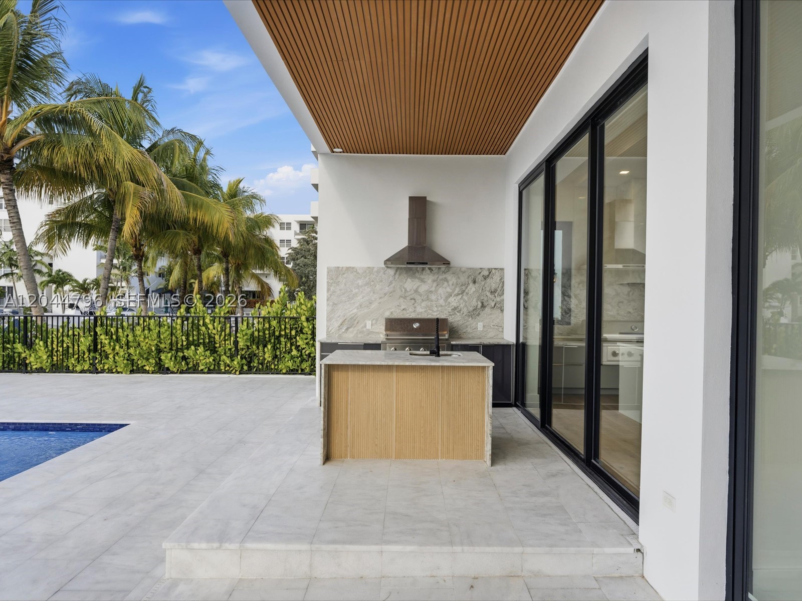 2 Sunset Ln, Lauderdale By The Sea FL 33062