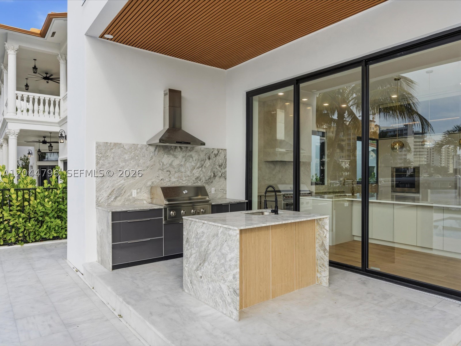 2 Sunset Ln, Lauderdale By The Sea FL 33062