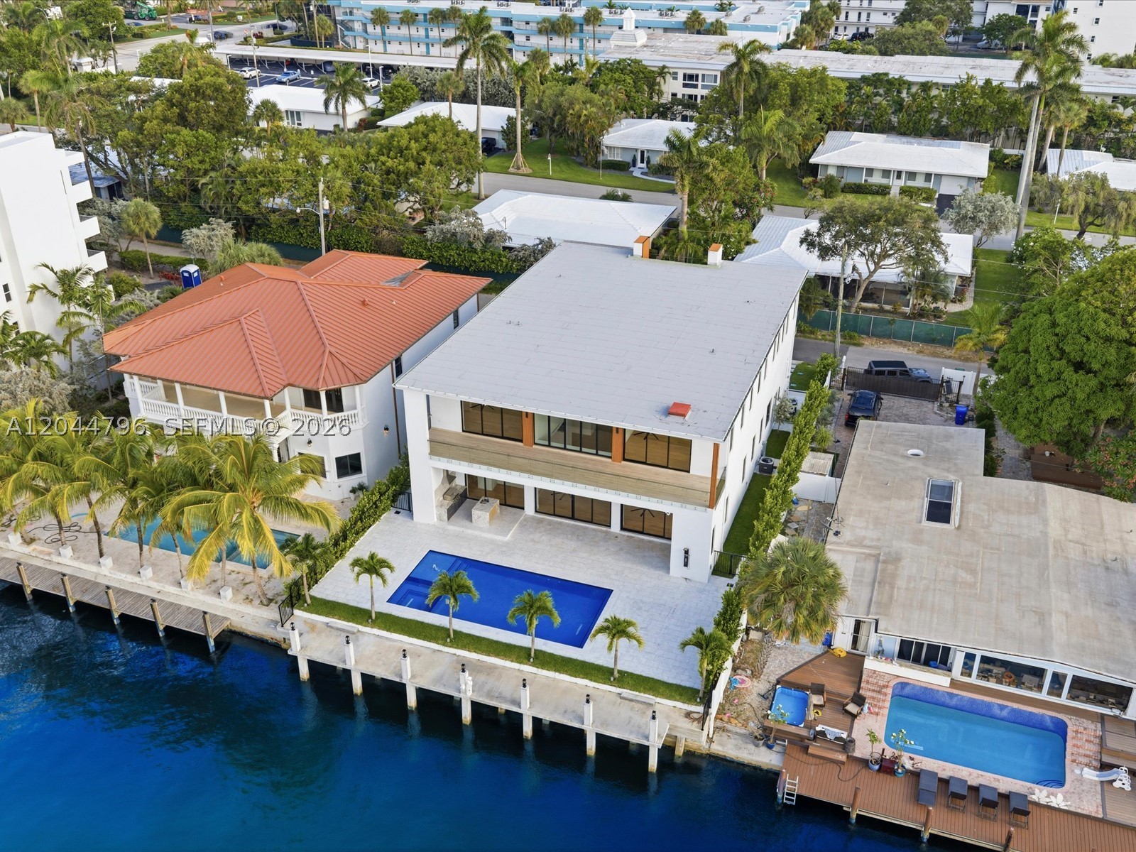 2 Sunset Ln, Lauderdale By The Sea FL 33062