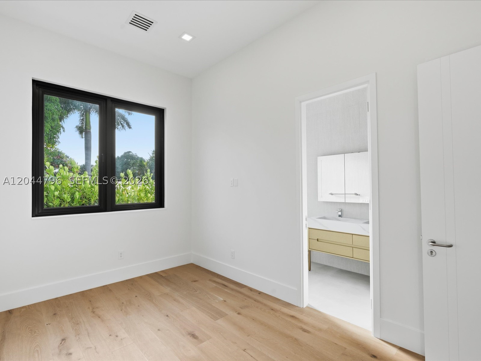 2 Sunset Ln, Lauderdale By The Sea FL 33062