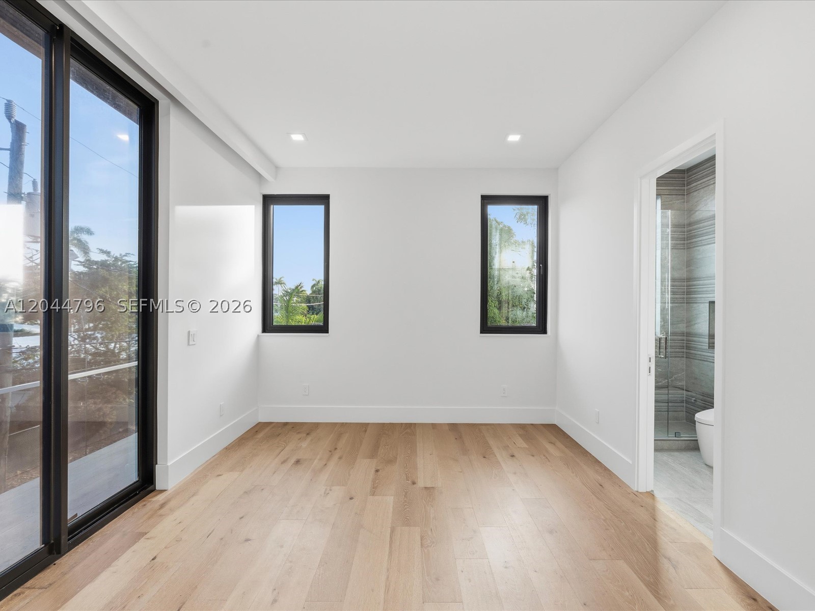 2 Sunset Ln, Lauderdale By The Sea FL 33062