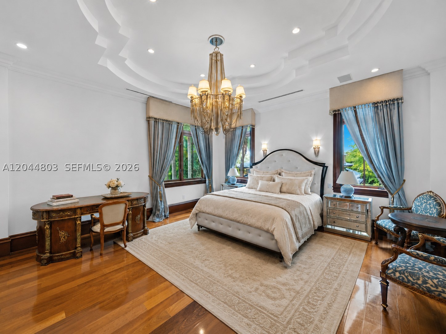 150 Edgewater Dr, Coral Gables FL 33133