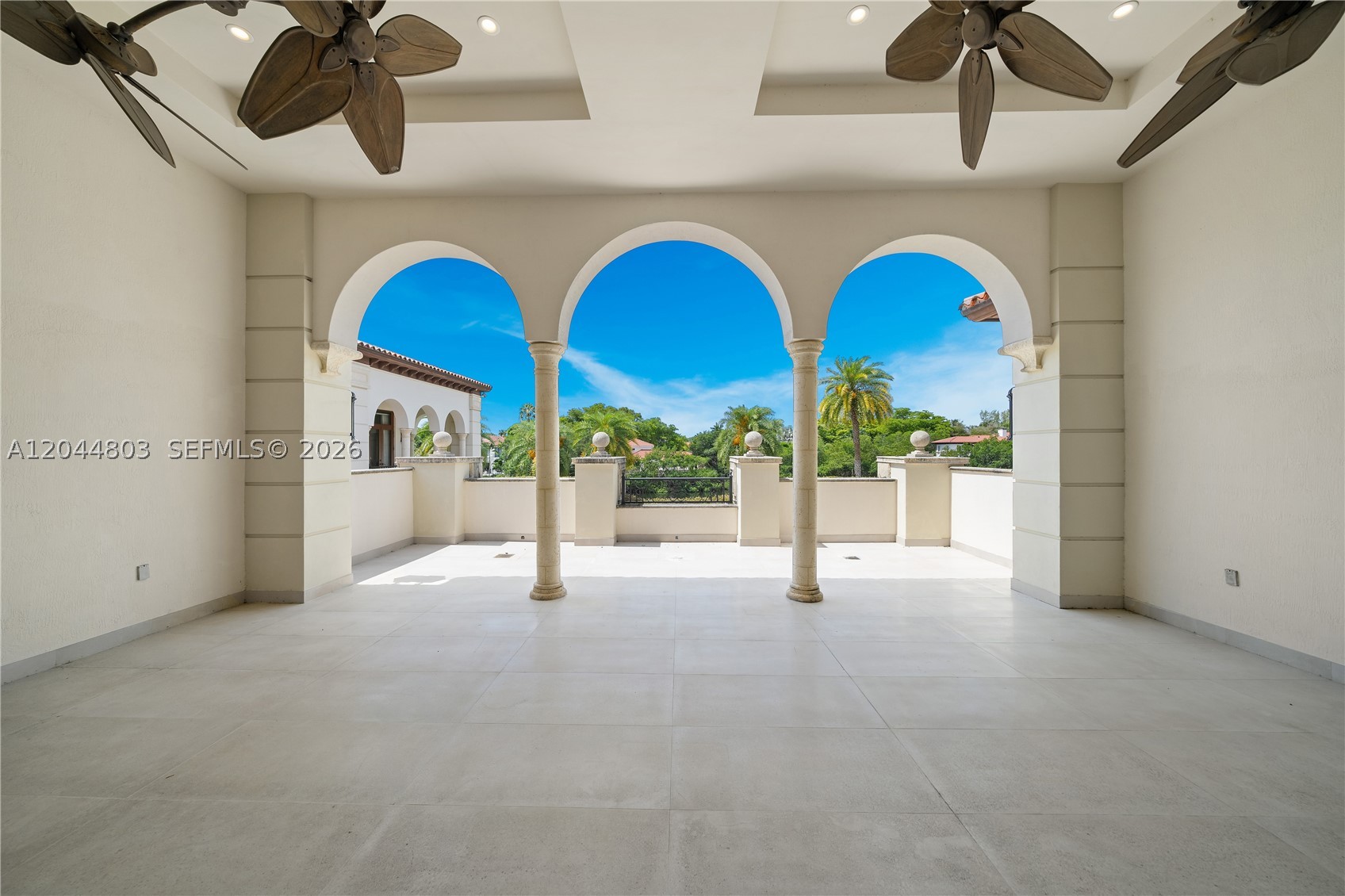 150 Edgewater Dr, Coral Gables FL 33133