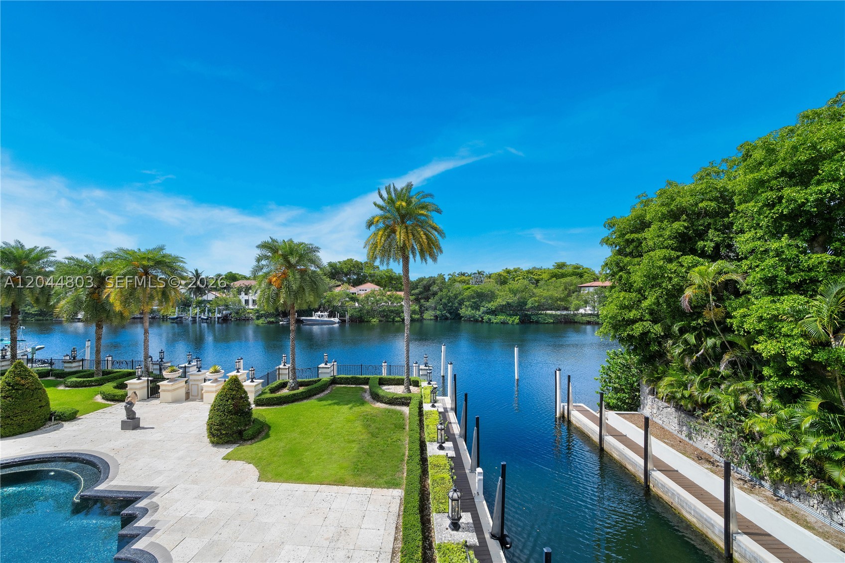 150 Edgewater Dr, Coral Gables FL 33133