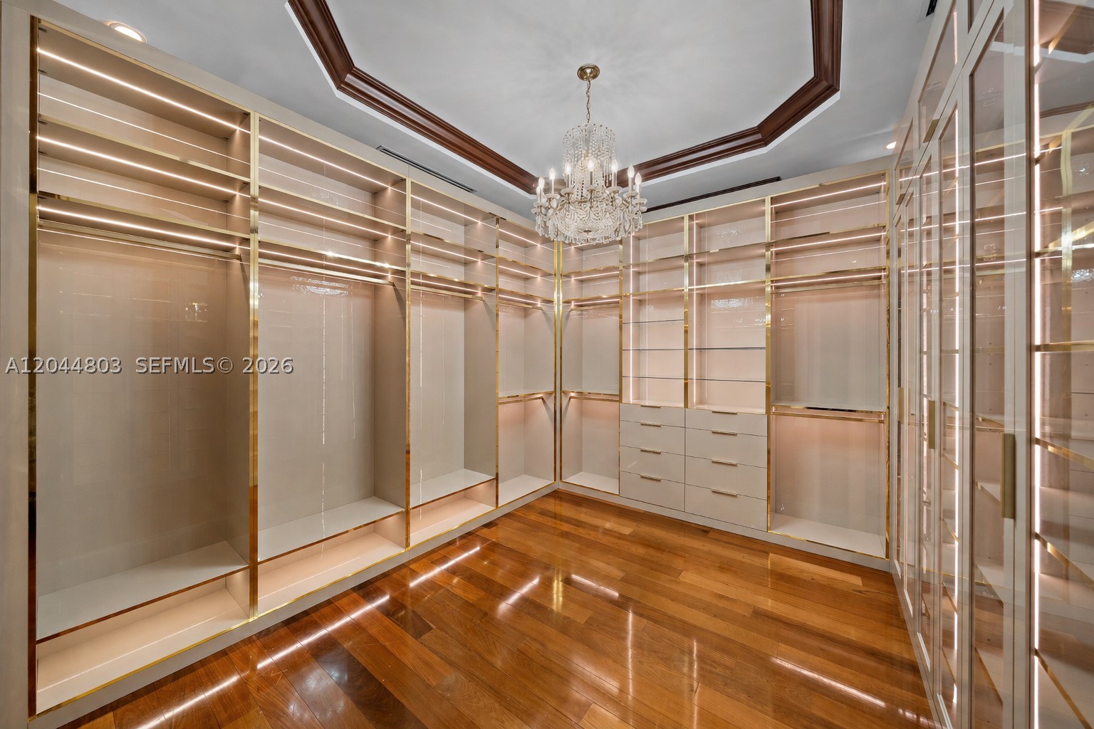 150 Edgewater Dr, Coral Gables FL 33133