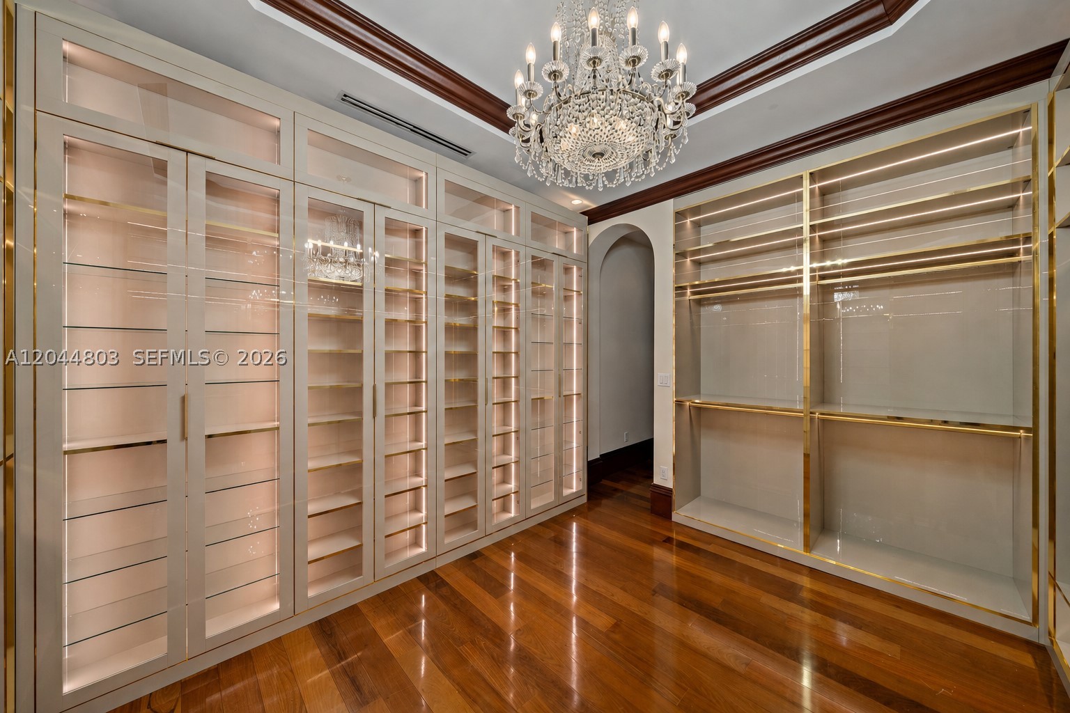 150 Edgewater Dr, Coral Gables FL 33133