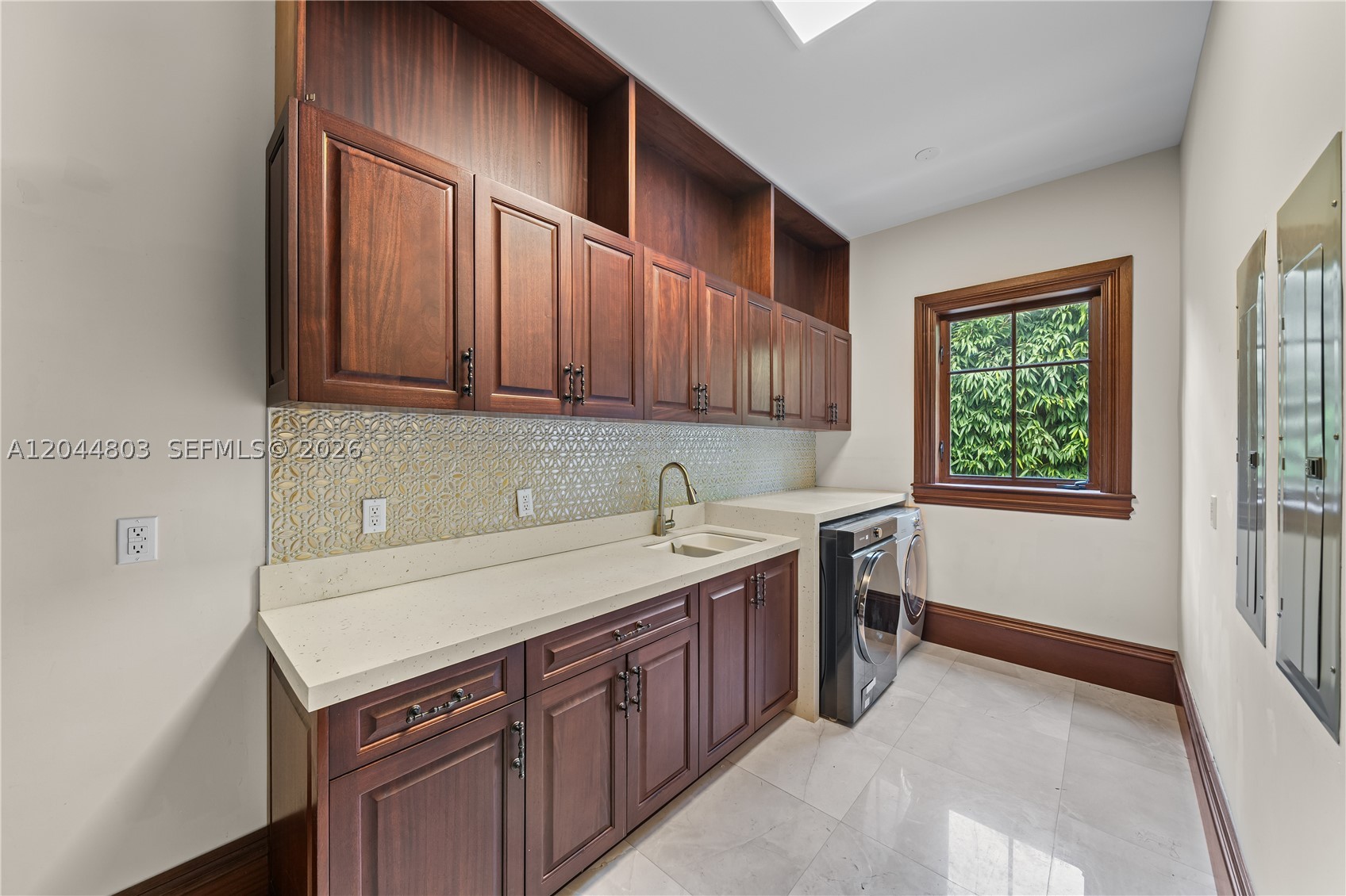 150 Edgewater Dr, Coral Gables FL 33133