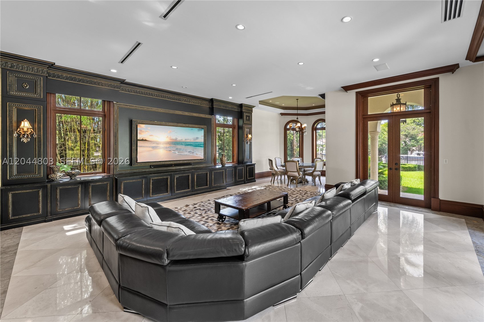 150 Edgewater Dr, Coral Gables FL 33133