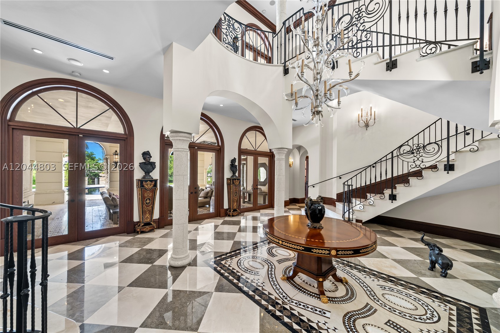 150 Edgewater Dr, Coral Gables FL 33133