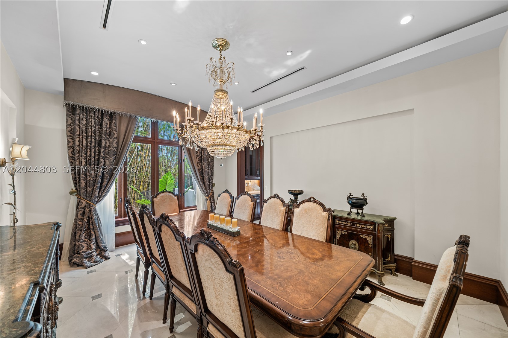 150 Edgewater Dr, Coral Gables FL 33133