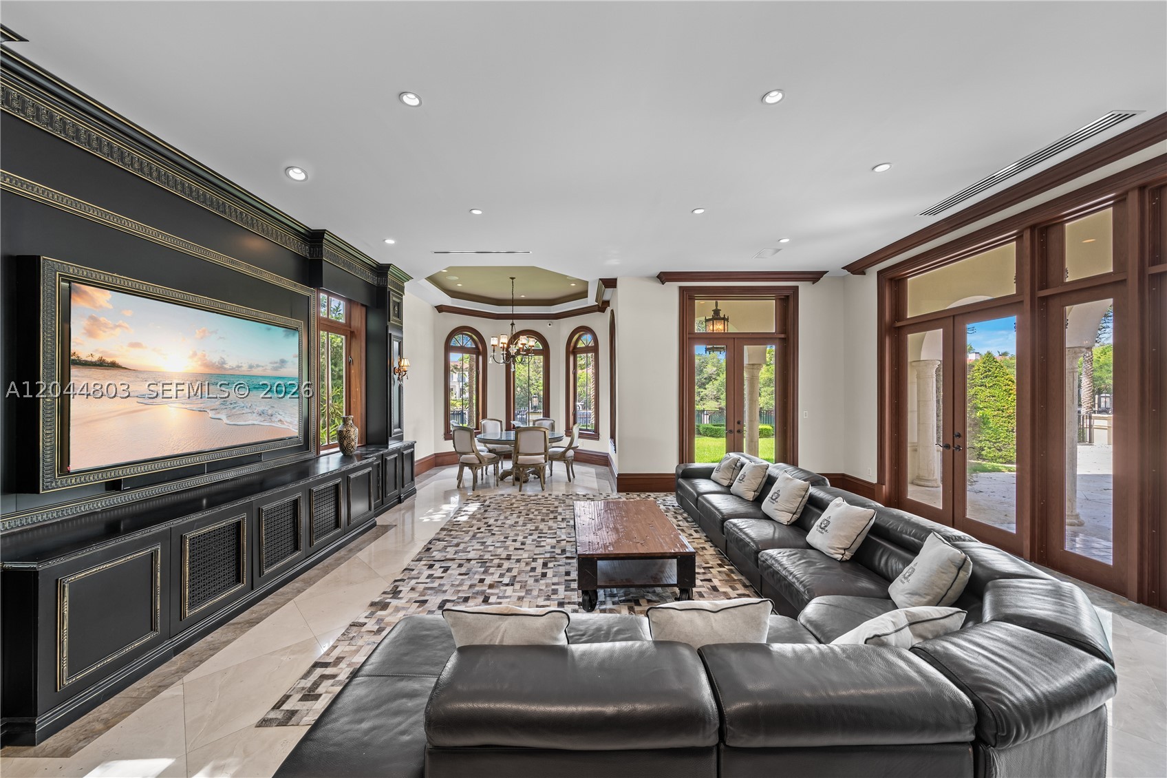 150 Edgewater Dr, Coral Gables FL 33133