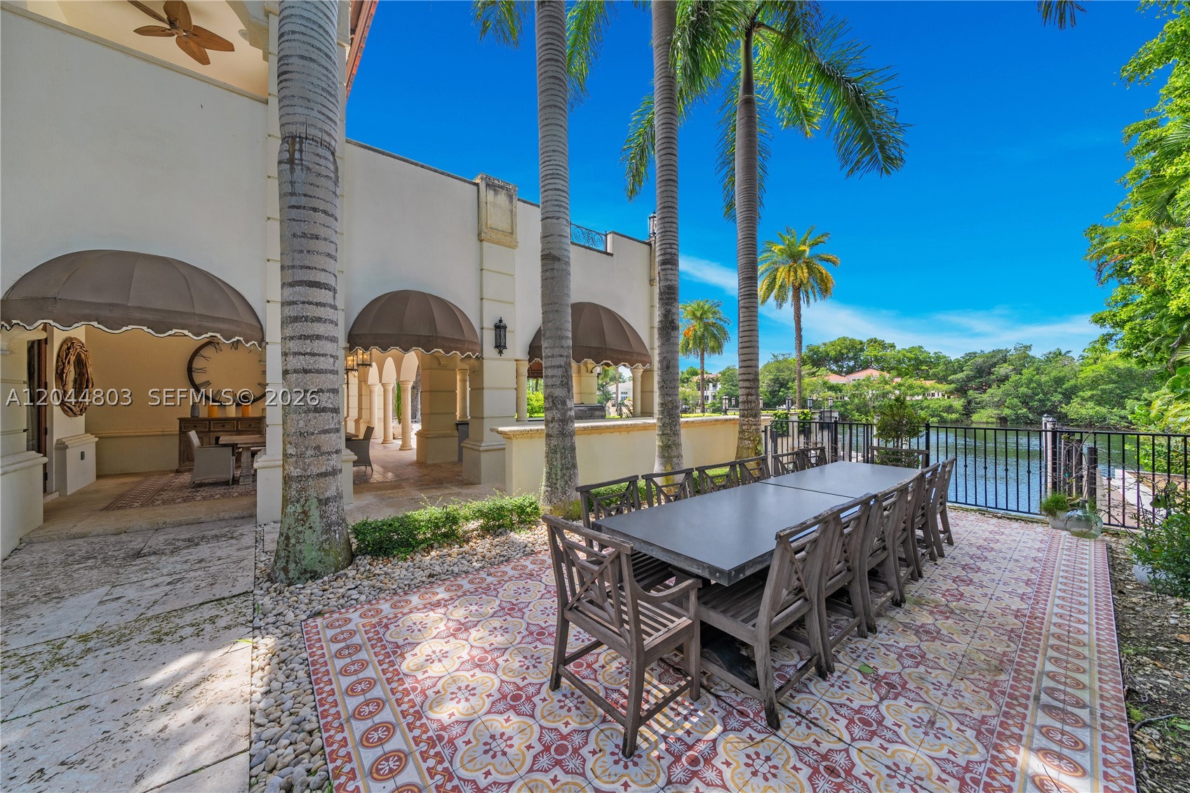 150 Edgewater Dr, Coral Gables FL 33133