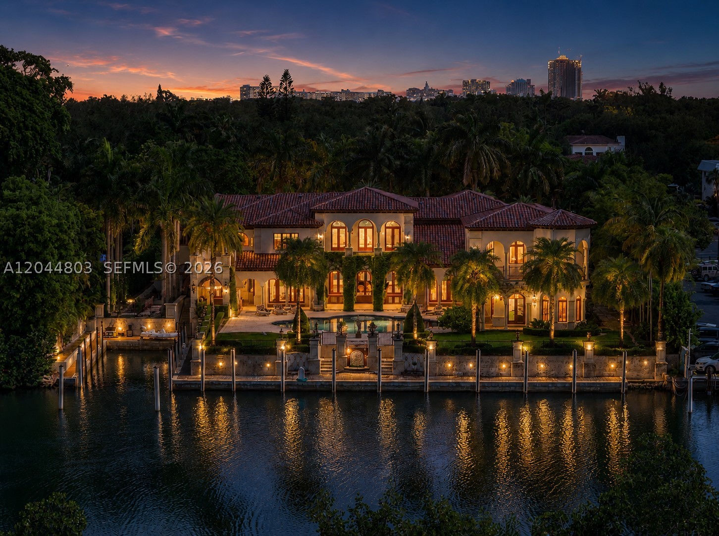 150 Edgewater Dr, Coral Gables FL 33133