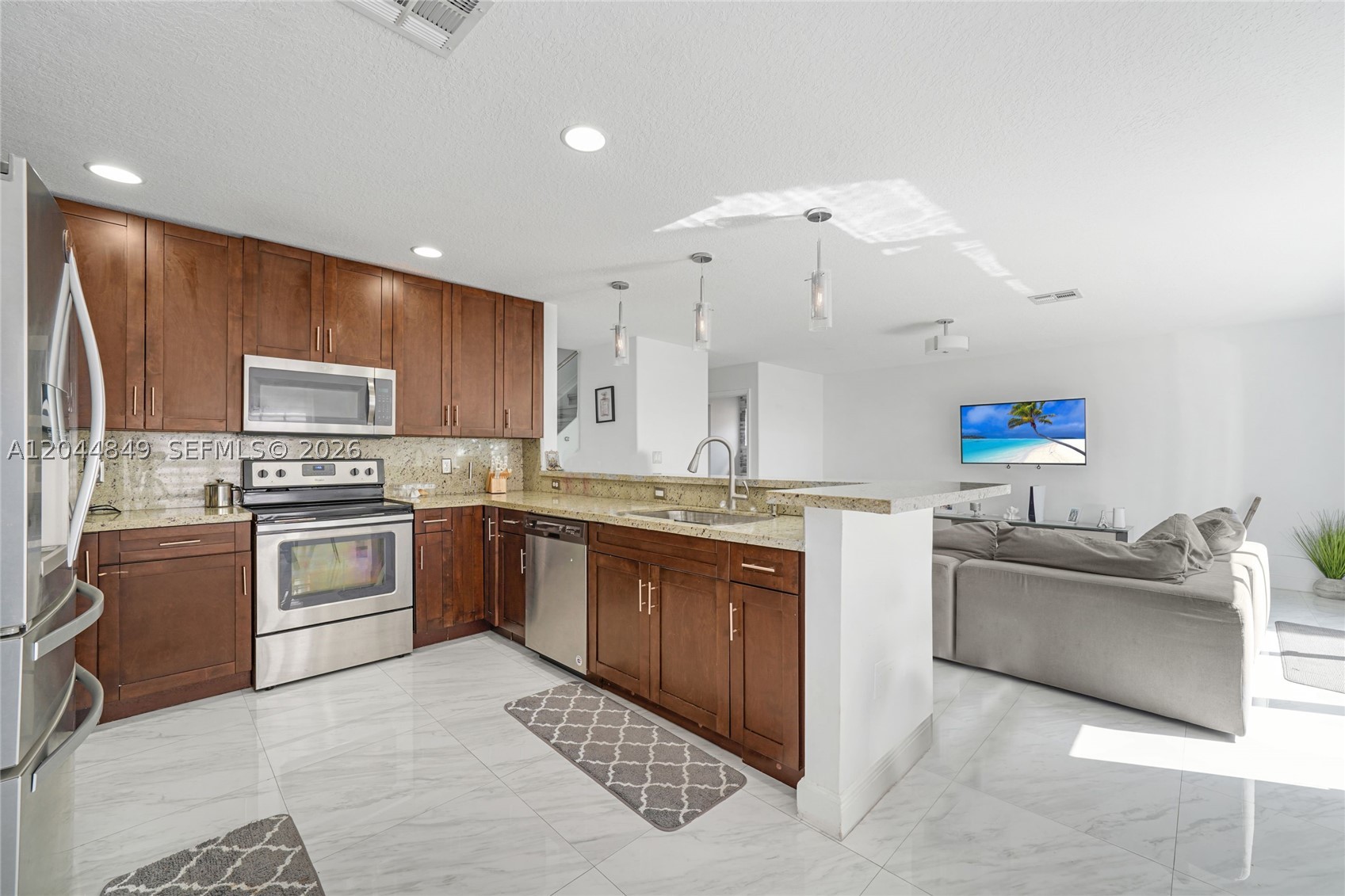 16546 SW 103rd Ln, Miami FL 33196