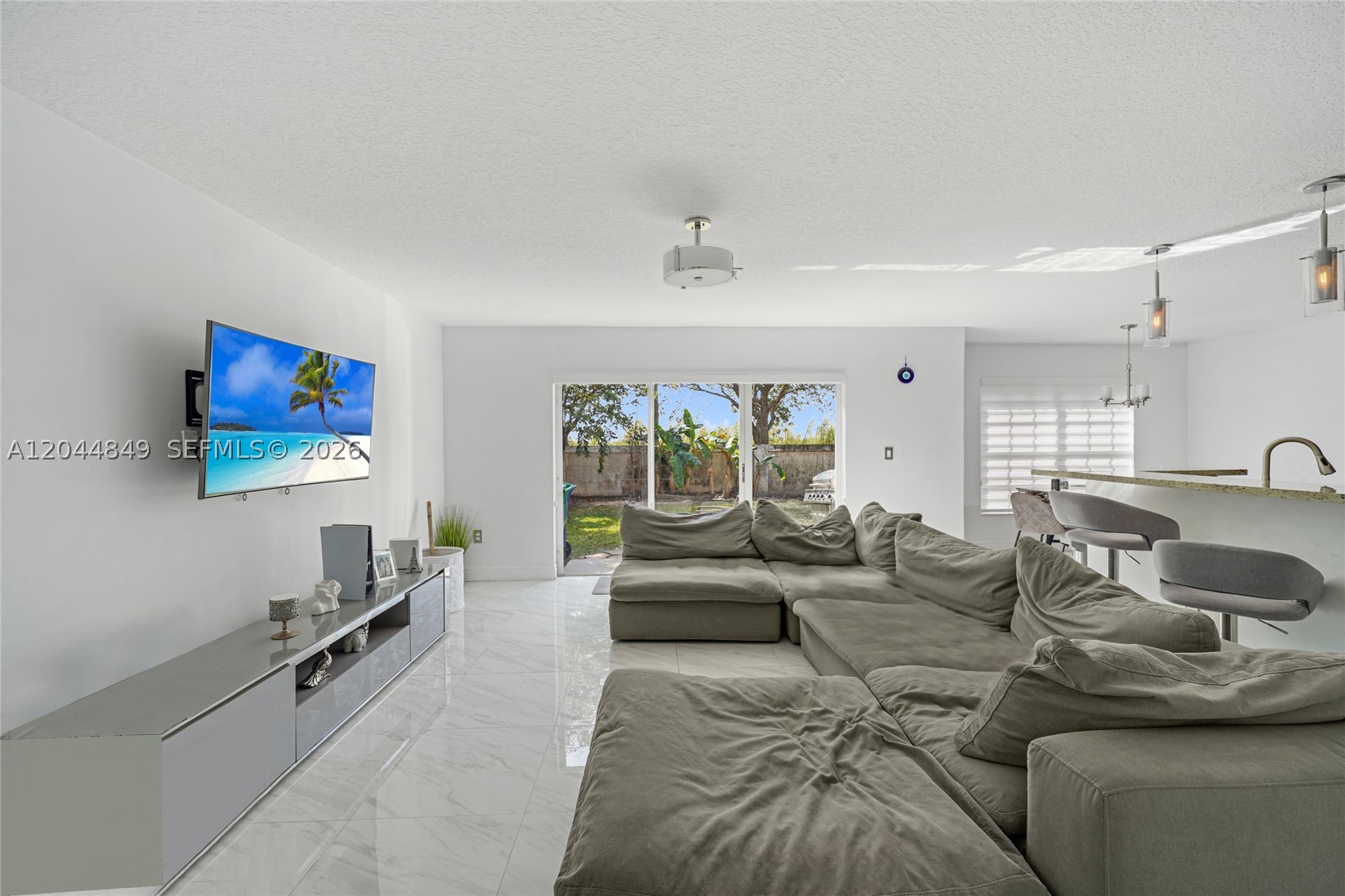 16546 SW 103rd Ln, Miami FL 33196