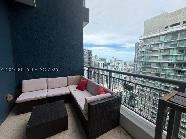 60 SW 13th St #4810, Miami FL 33130