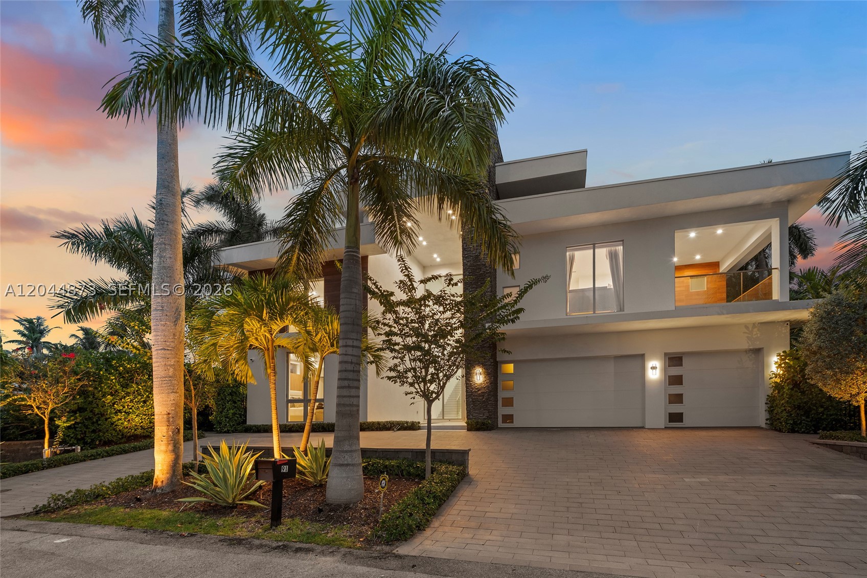 91 Fiesta Way, Fort Lauderdale FL 33301