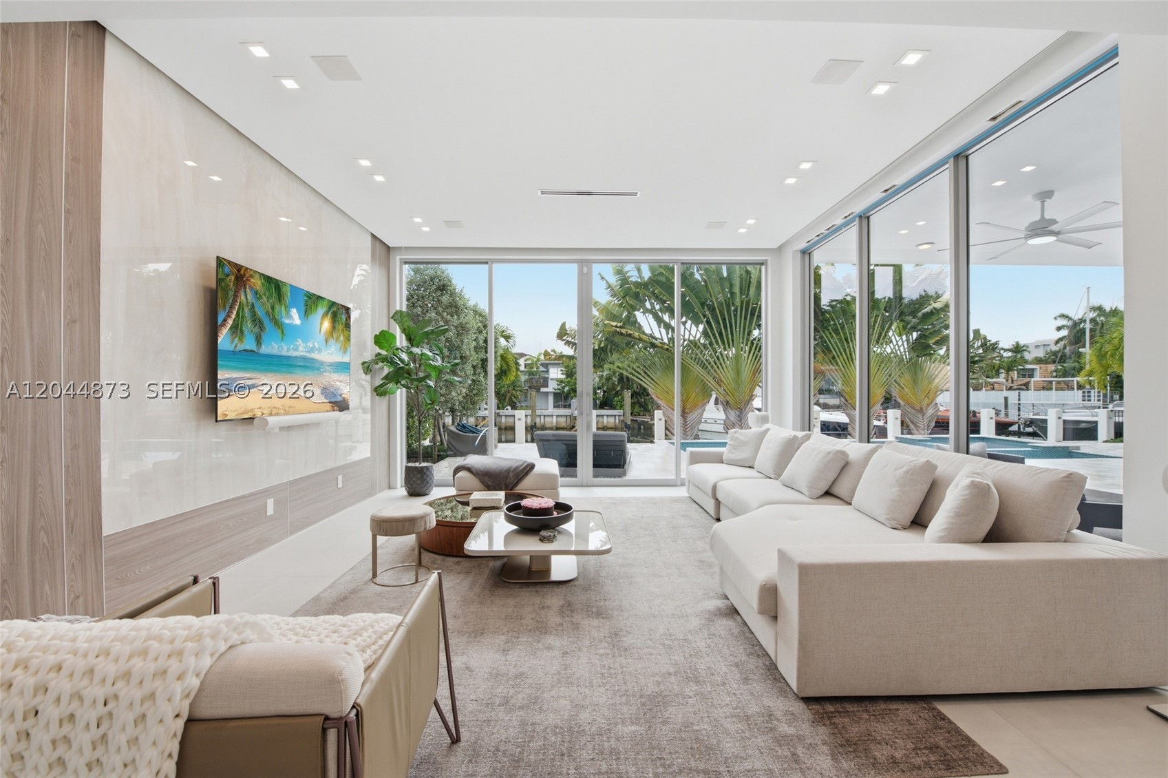 91 Fiesta Way, Fort Lauderdale FL 33301