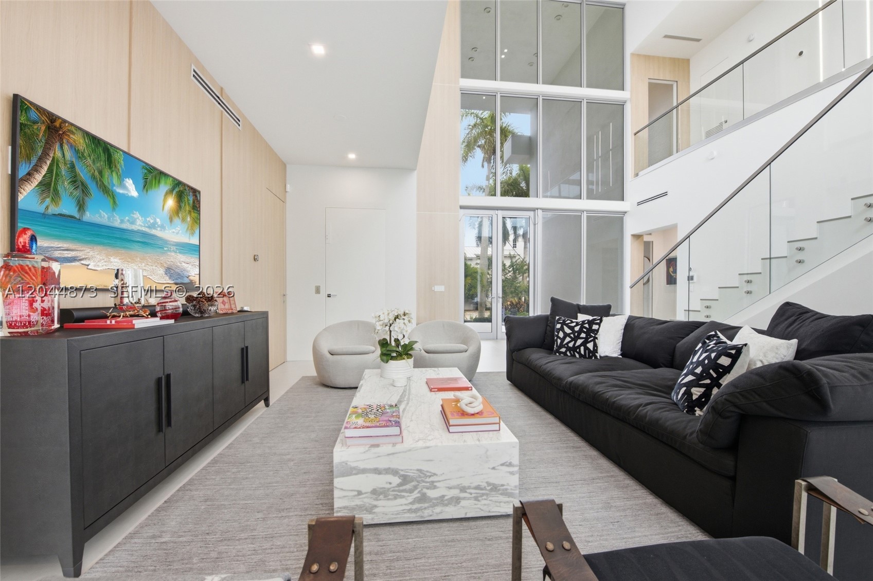 91 Fiesta Way, Fort Lauderdale FL 33301